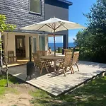 Modern With Exceptional Sea Views