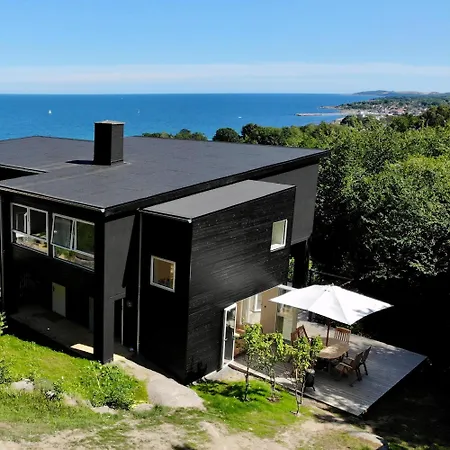 Villa Modern With Exceptional Sea Views *